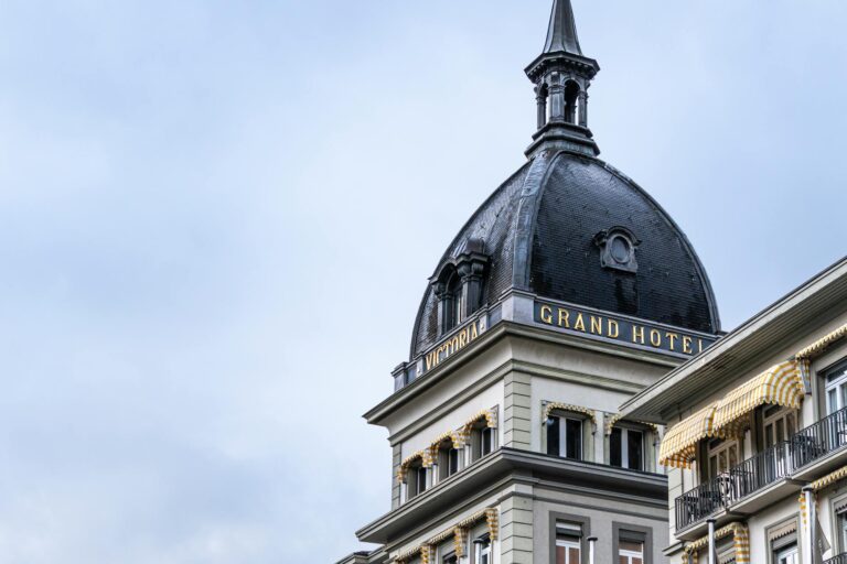 Hôtel Christian Lacroix Paris Marais : Le Petit Moulin, Guide Complet
