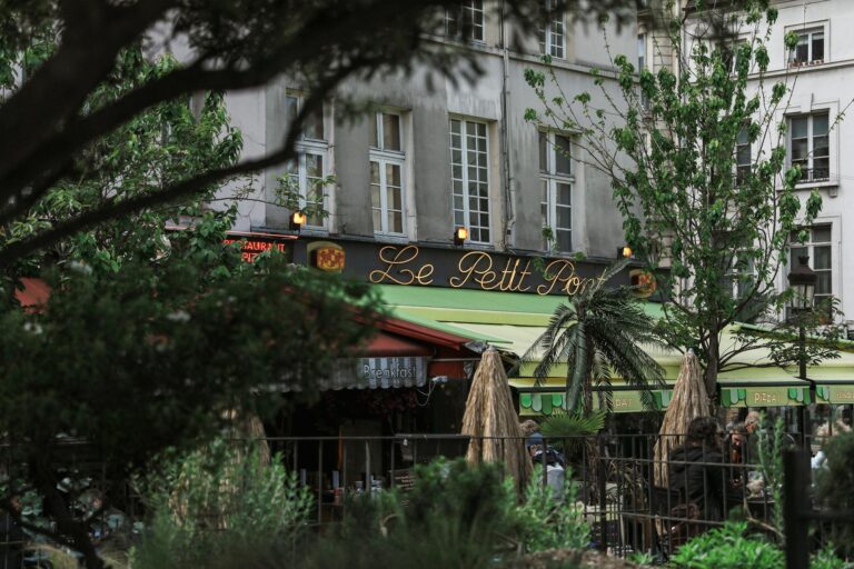 Hôtel Petit Prix Marais Paris : Les Meilleures Adresses Abordables 2026