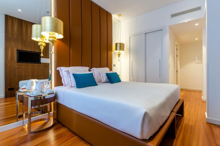 🏨 Hôtel Intimiste Marais : 5 Adresses Authentiques pour Séjourner au Cœur de Paris
