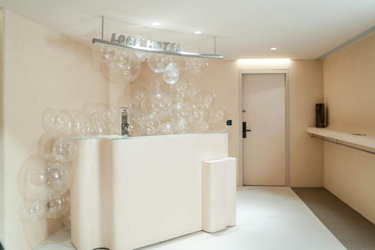 🏨 Hôtel Lune de Miel Paris Marais : Guide Complet 2026